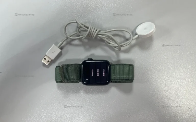 Часы  Apple Watch SE 44mm 80%