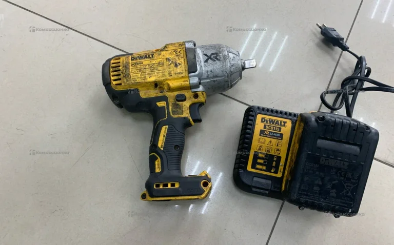 Гайковерт Dewalt DCF899N