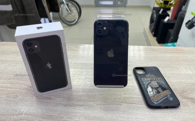 iPhone 11 4/64 ГБ