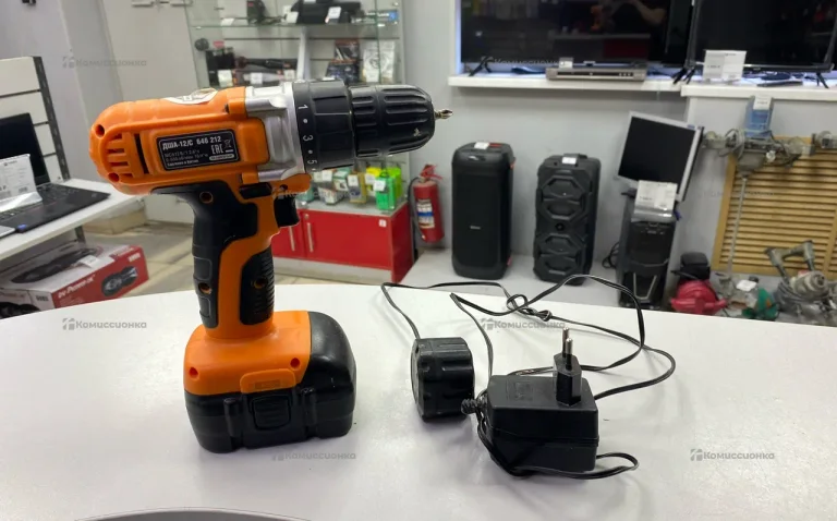 Шуруповер вихрь ДША 12/С