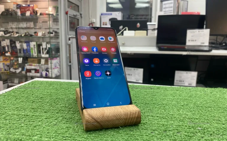 Samsung Galaxy A20s 2/32 ГБ