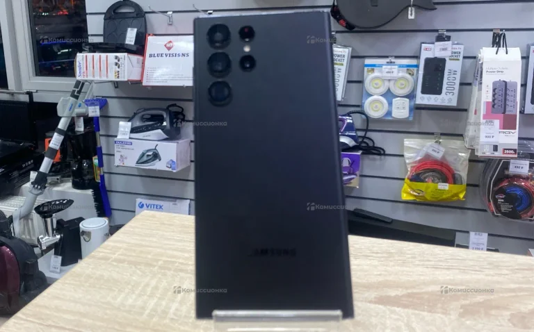 Samsung Galaxy S22 Ultra 12/256 ГБ