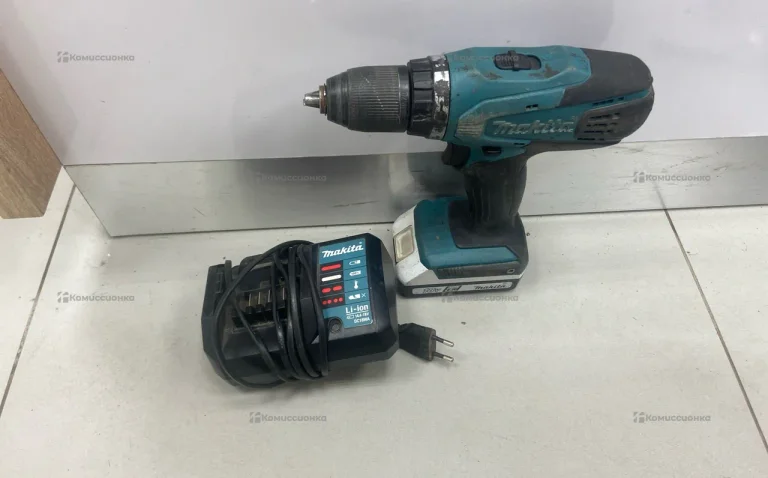 Дрель-шуруповерт makita DF457DWE