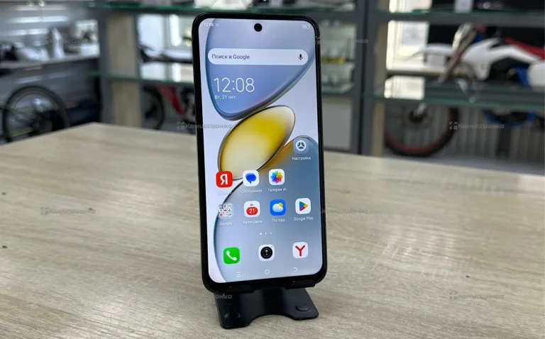 Tecno Spark Go 1 3/64 ГБ