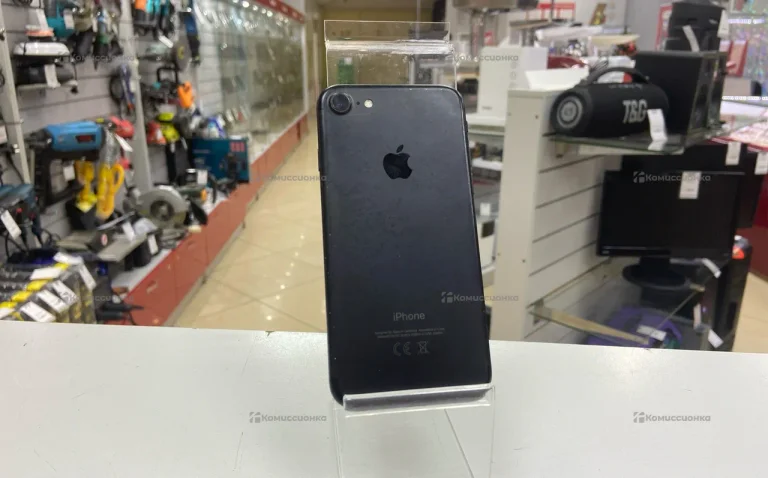 Apple iPhone 7 2/32 ГБ