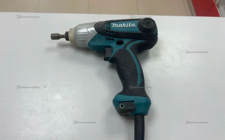 Винтоверт makita TD0101