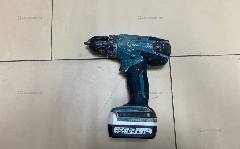 Дрель-шуруповерт makita DF347D