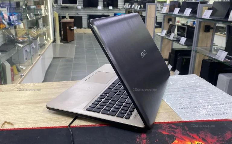 Ноутбук Asus E2-6110
