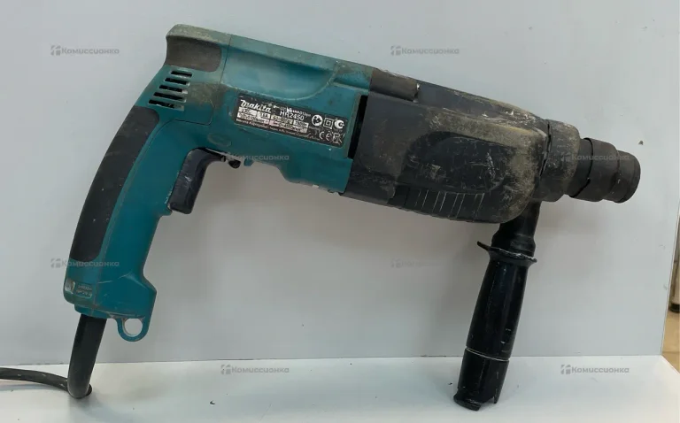 Перфоратор makita HR2470