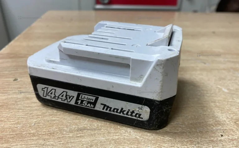 Аккумулятор Makita BL1415G