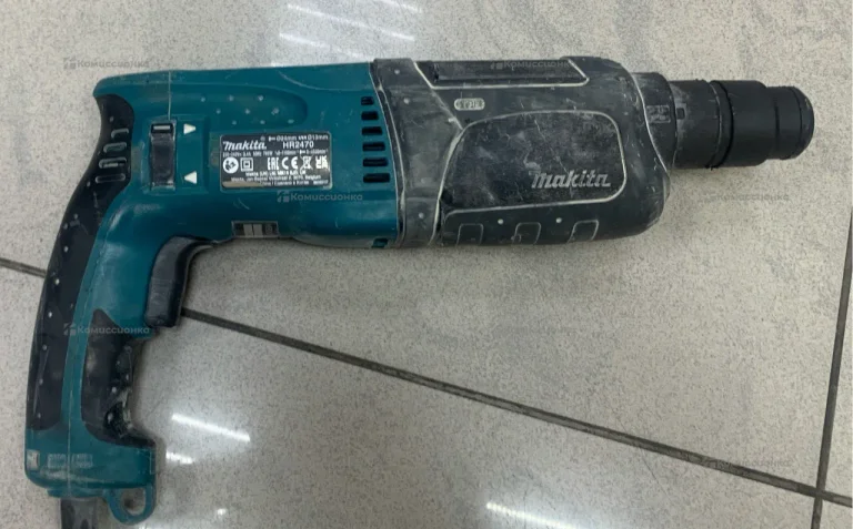перфоратор Makita  hr2470
