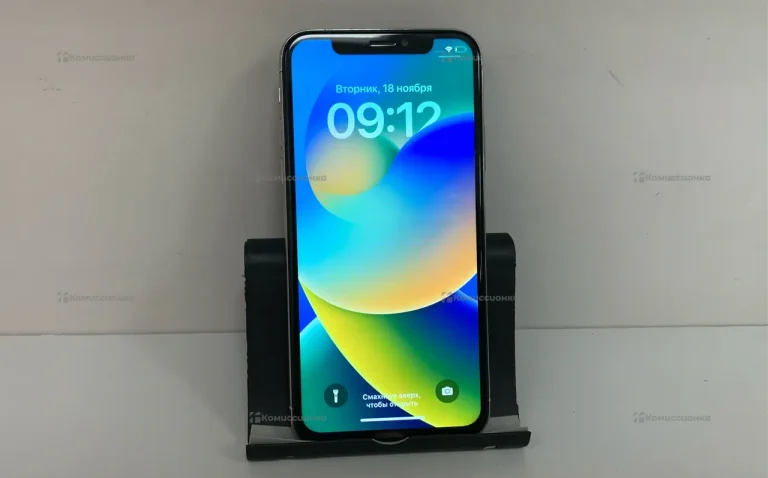 Apple iPhone X 3/256 ГБ