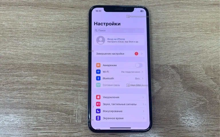 Apple iPhone X 3/64 ГБ