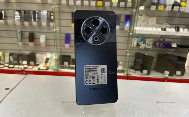 Tecno Spark 30 8/128 ГБ