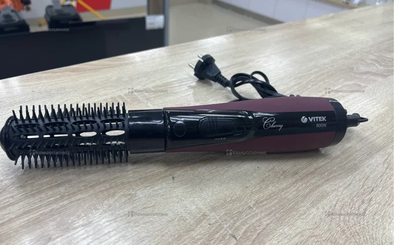 Фен-щетка для волос Vitek VT-8245