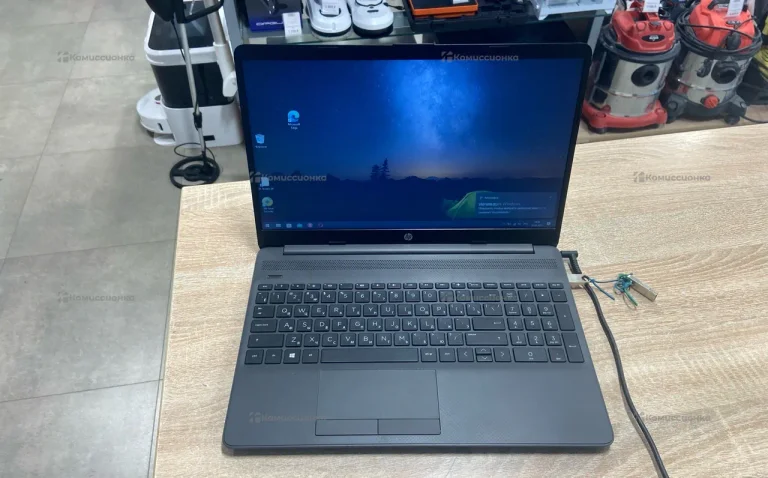 Ноутбук HP 255 G8