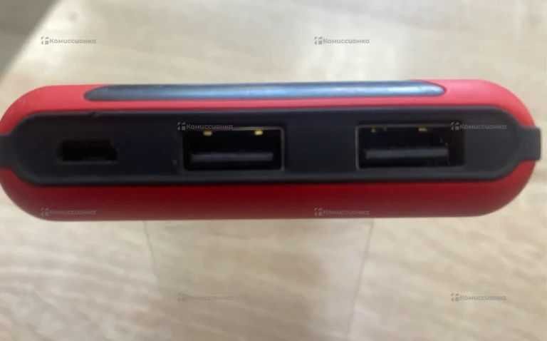 Powerbank ferrari 10k