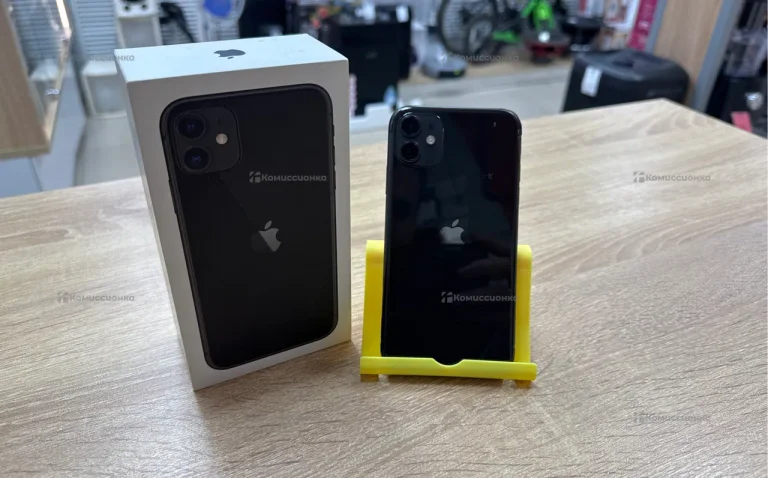 Apple iPhone 11 4/64 ГБ