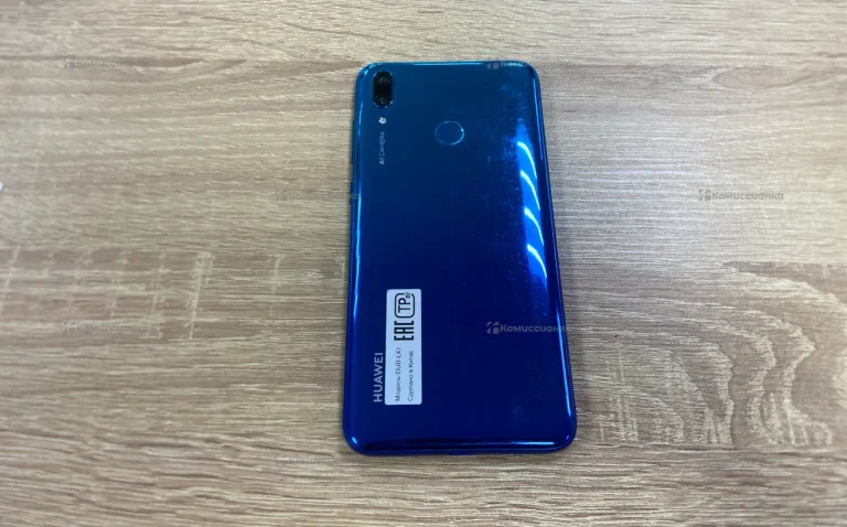 Huawei Y7 (2019) 3/32 ГБ