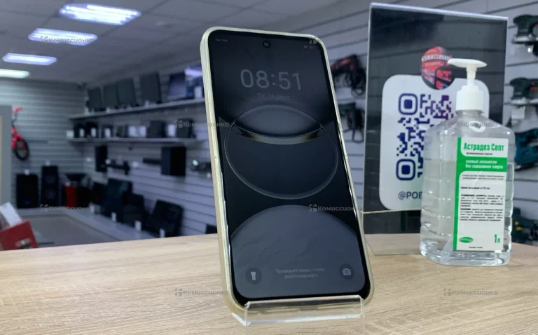 Tecno Spark 30C 6/128 ГБ