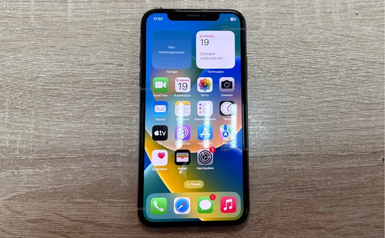Apple IPhone X 64 ГБ