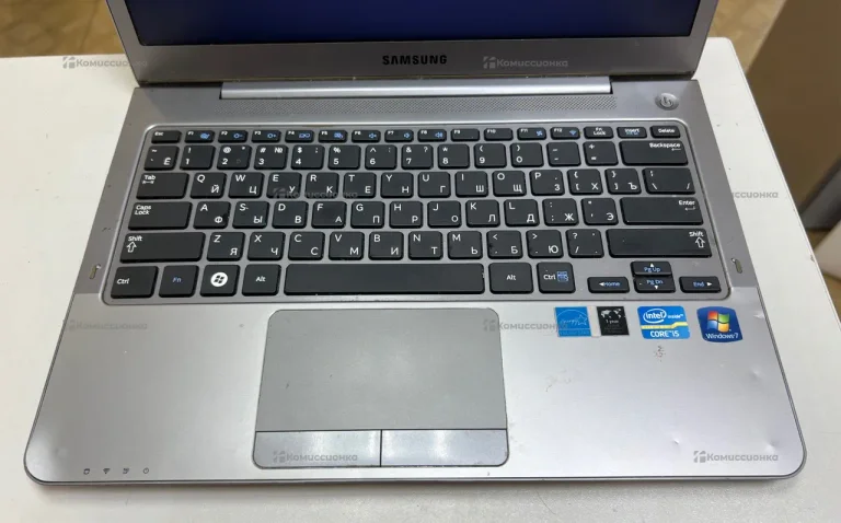 Ноутбук  Samsung