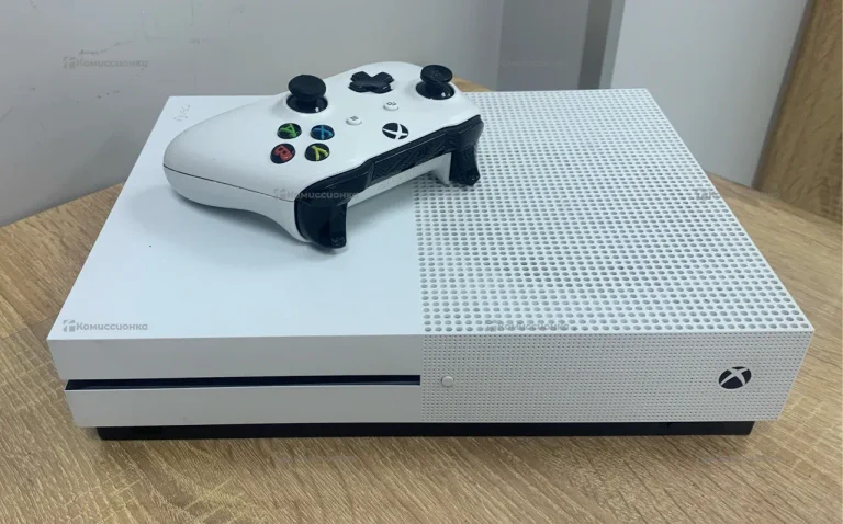 Приставка Xbox One S 500 ГБ