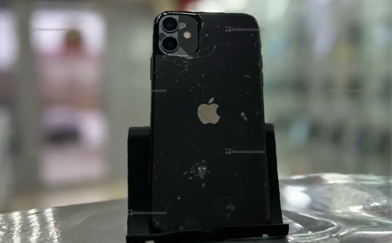 Apple iPhone 11 4/128 ГБ