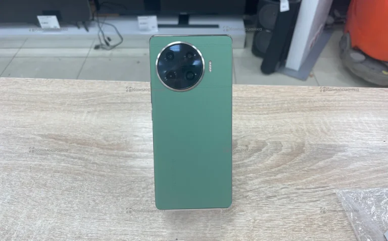 Tecno Spark 20 Pro + 8/256