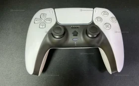 Купить Sony Геймпад для PS5 реплика б/у , в Тюмень Цена:990рублей