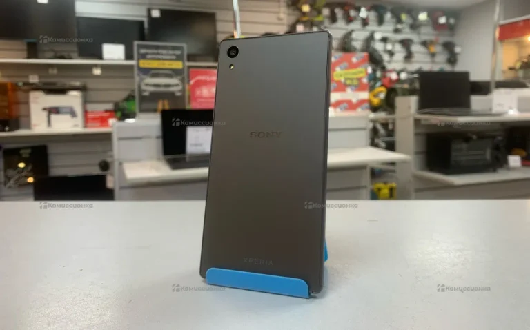 Sony e6653.