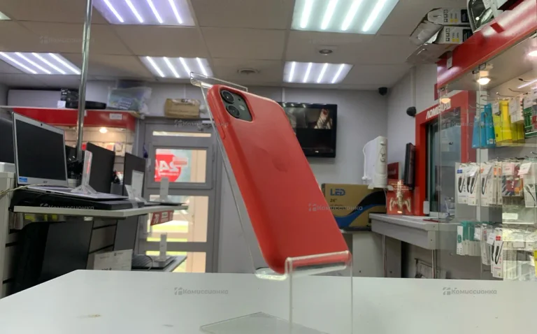 Apple Iphone 11 64 ГБ