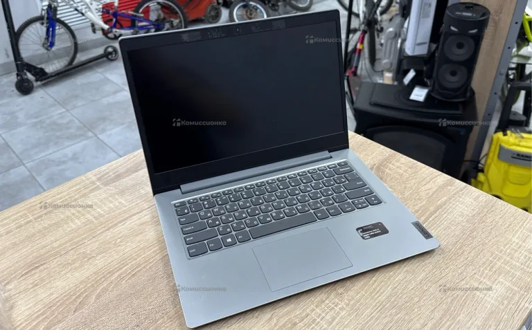 Ноутбук  lenovo ideaPad 1 14iglo5