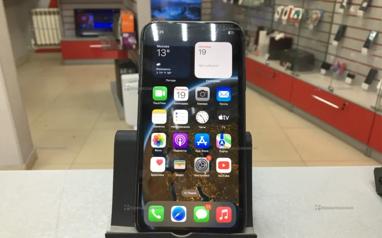 Apple iPhone 11 4/128 ГБ