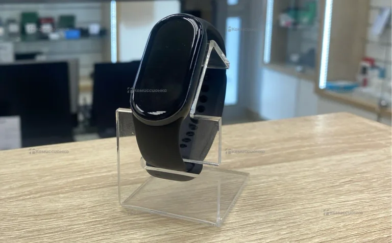 Часы  Xiaomi mi band 9