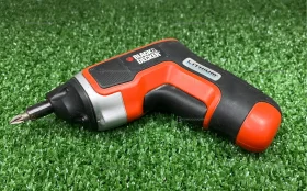 Электронная отвертка Black Decker Compact