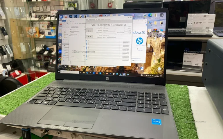 Ноутбук HP 250 G8