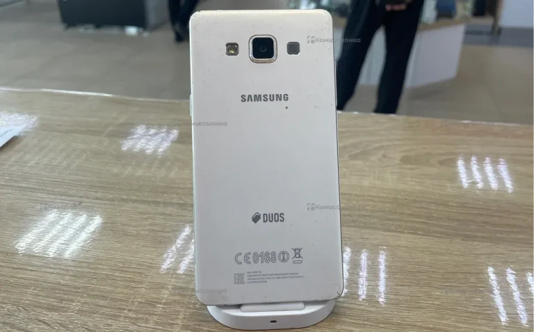 Samsung Galaxy A5 (2015) SM-A500M