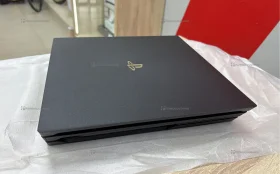 Приставка PS4. Приставка PS4 Pro 1Tb