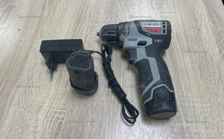 Дрель-шуруповерт ИНТЕРСКОЛ ДА-10/12 В