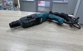 Перфоратор Makita HR2450