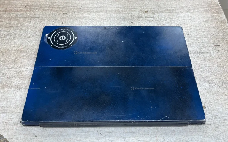 Планшет Surface 1631