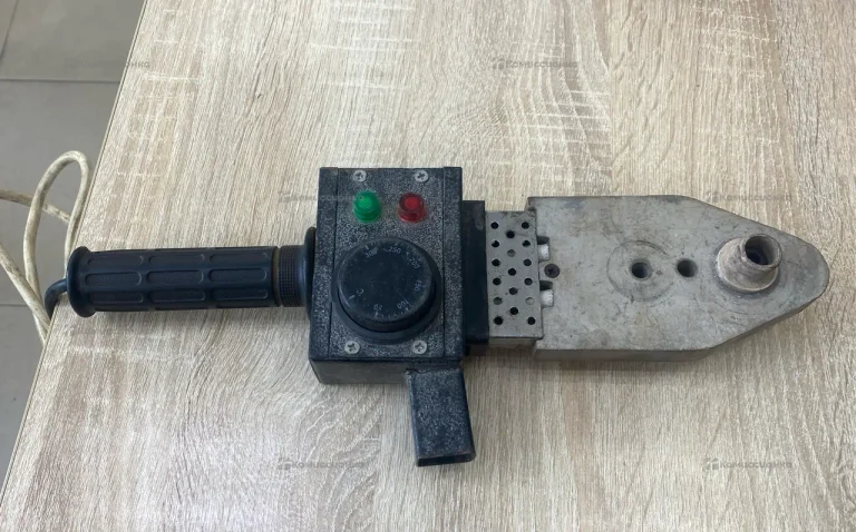 Пояльник для труб Practical
