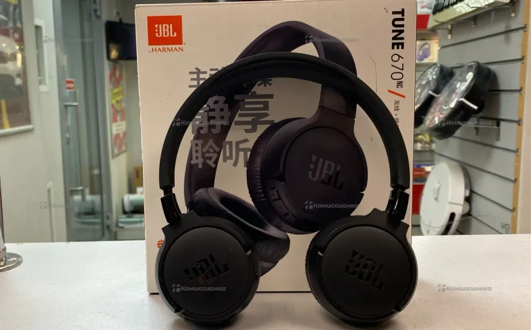 Наушники JBL TUNE 670NC