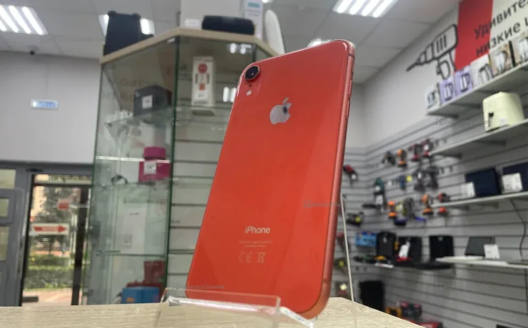 Apple IPhone XR 64 gb.