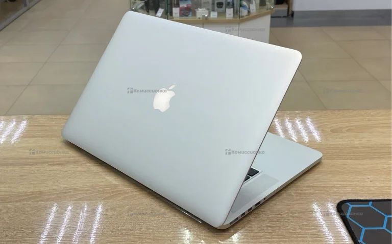 Ноутбук  Apple MacBook Pro 2014