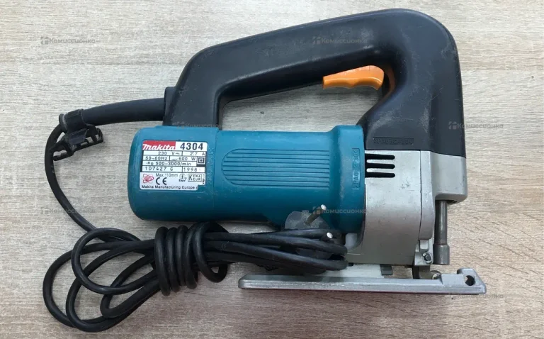 Электролобзик makita 4304