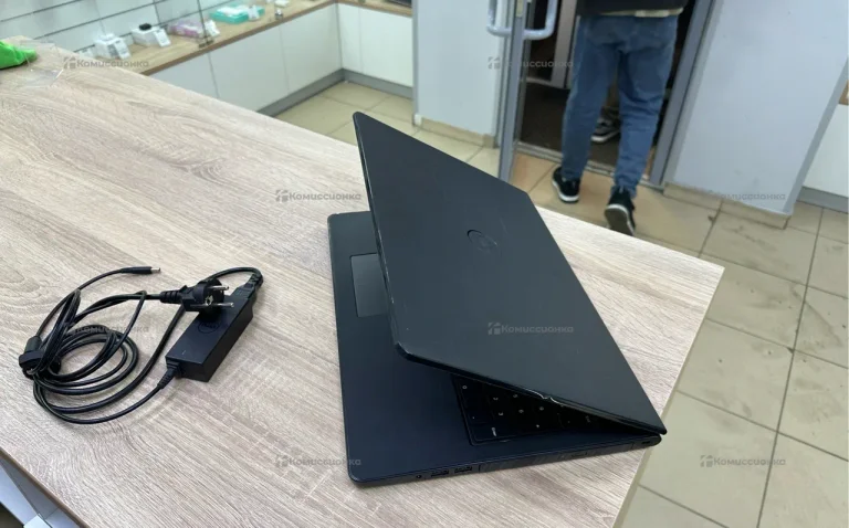 Ноутбук  Dell