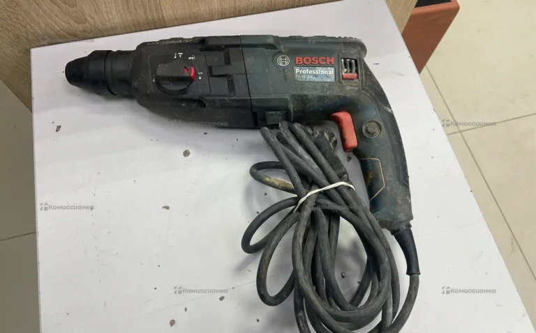 Перфоратор Bosch GBH240