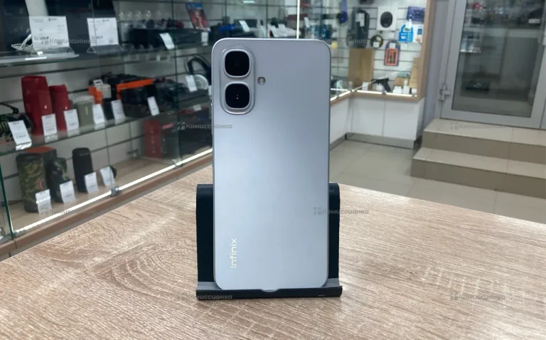 Infinix SMART 10 3/64 ГБ